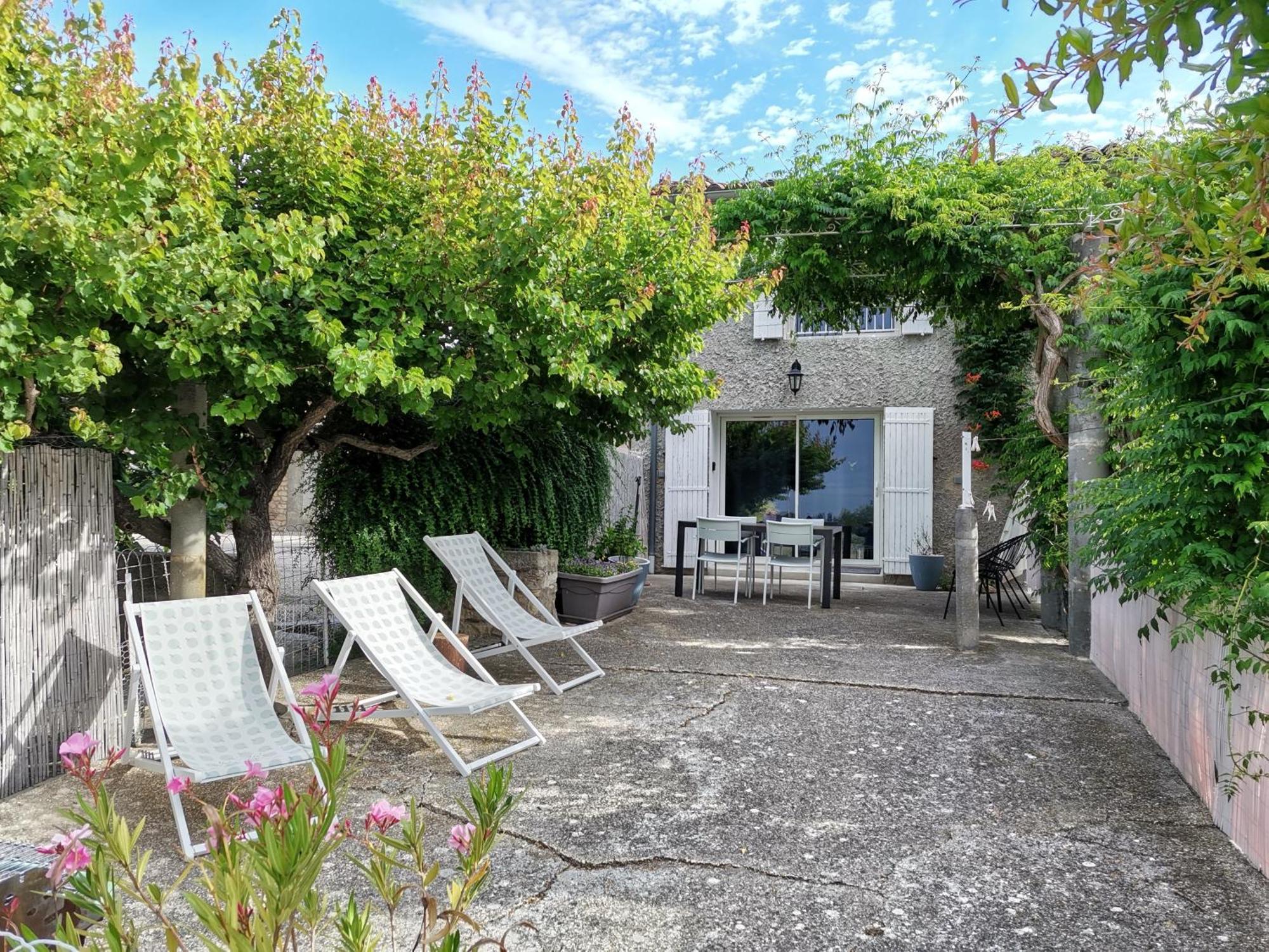 Gite En Provence Lavande Modene Экстерьер фото